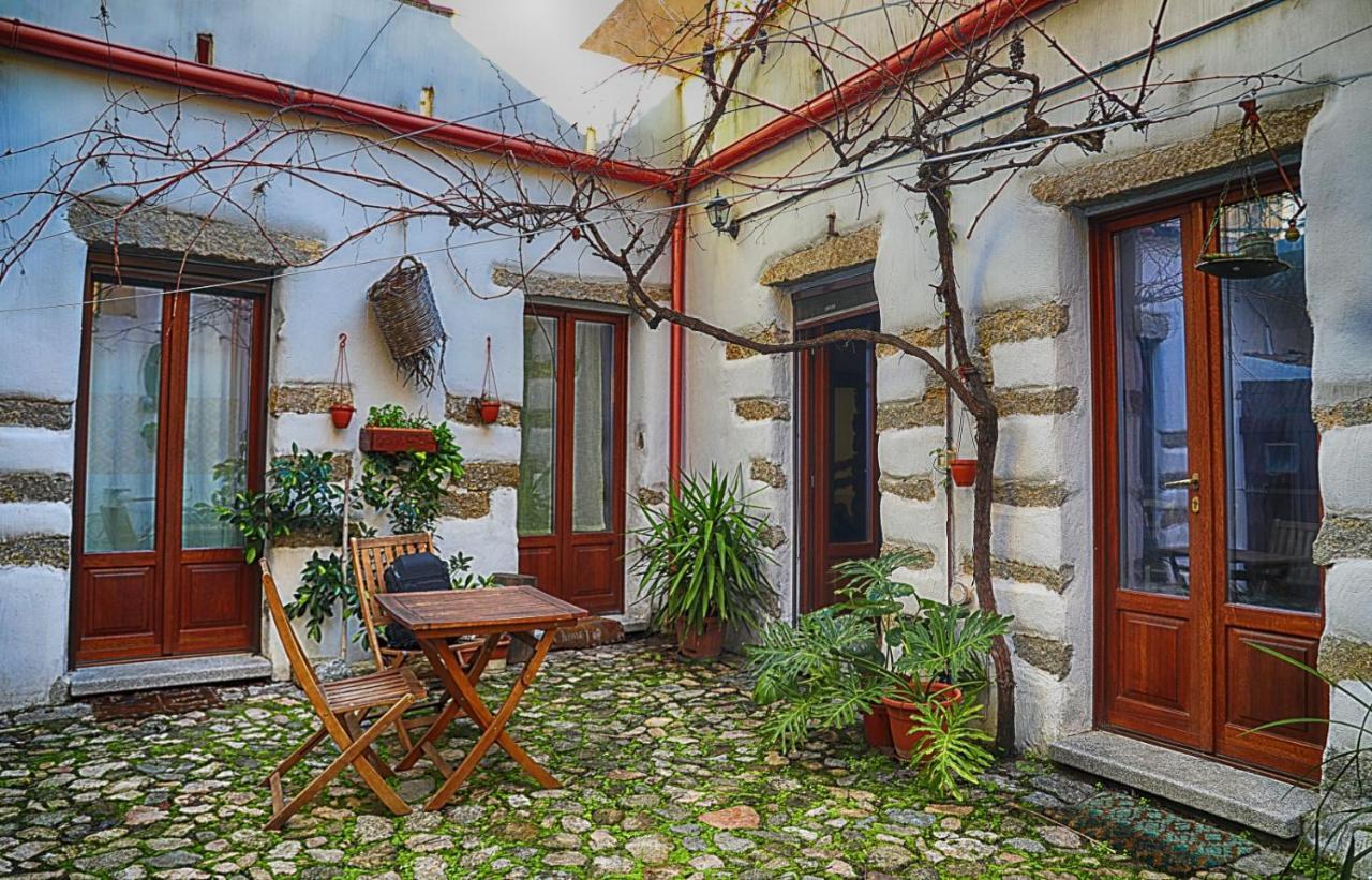 La Corte Di Grazia_Iun P2039/40 Νουόρο Εξωτερικό φωτογραφία