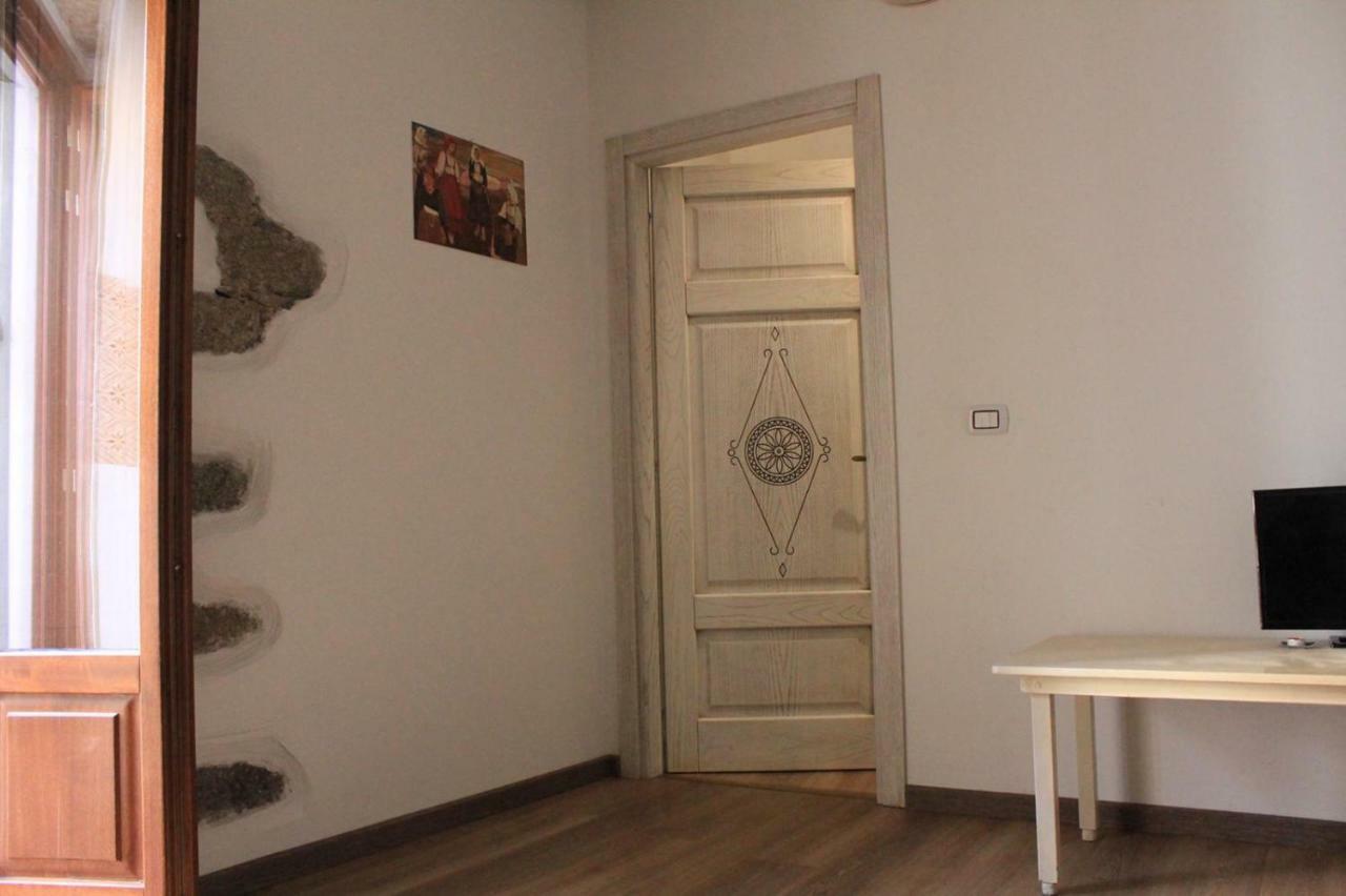 La Corte Di Grazia_Iun P2039/40 Νουόρο Εξωτερικό φωτογραφία